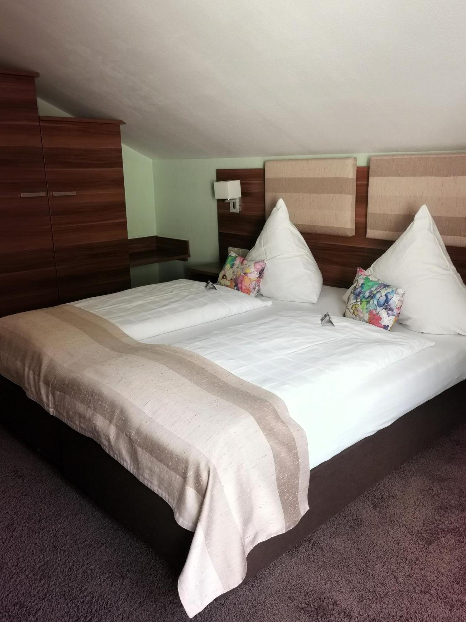 Haus Hubertus Hotel 3*